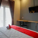 RedDoorz Syariah @ Jalan Sultan Agung Tegal